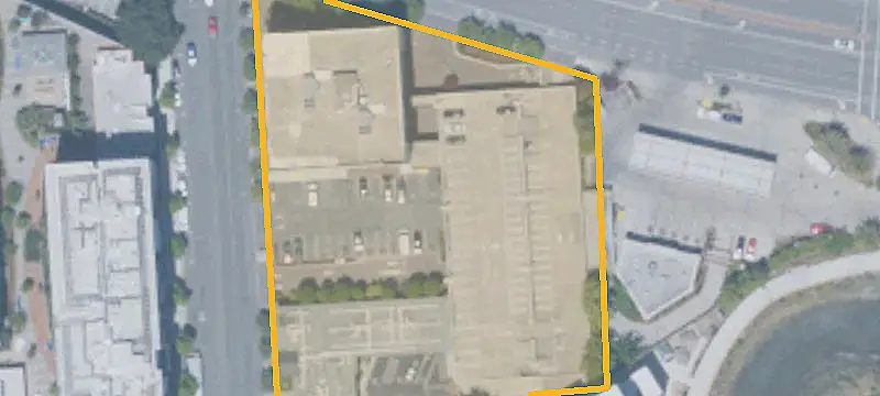 900 Veterans Blvd