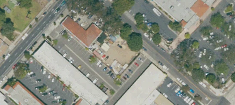 425 Santa Barbara St