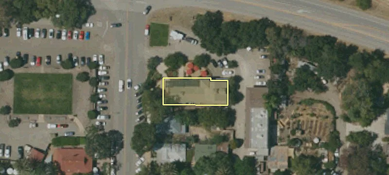 2990 Grand Ave