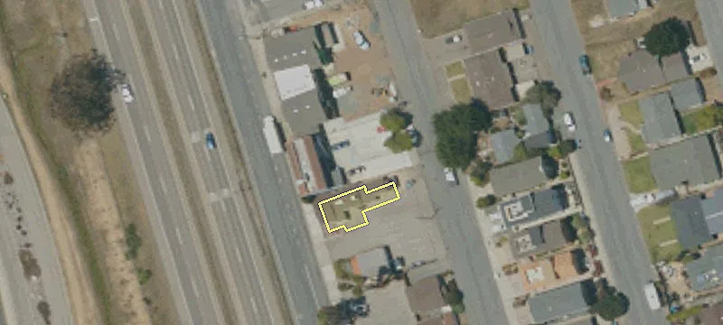 2780 Main St