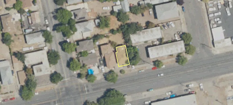 715 Hazelton Ave