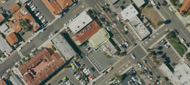 212 El Camino Real
