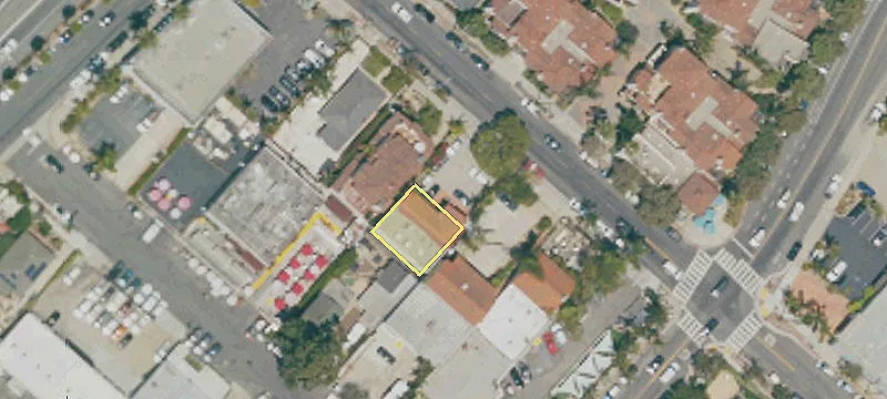 213 Santa Barbara St