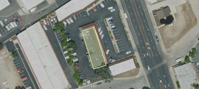 8546 El Camino Real