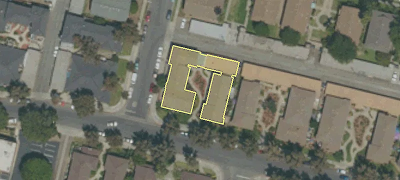 3101 Quartz Ln