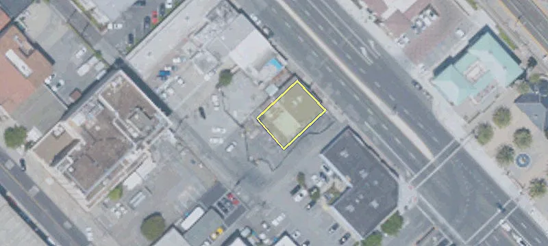 552 El Camino Real, Unit 560