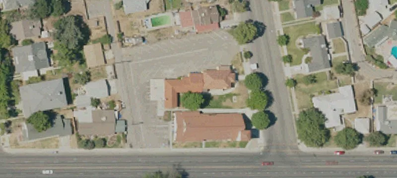 19 Follett St