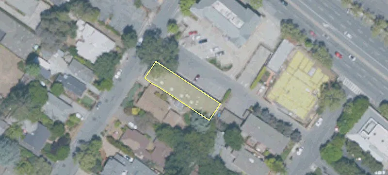 605 Cambridge Ave
