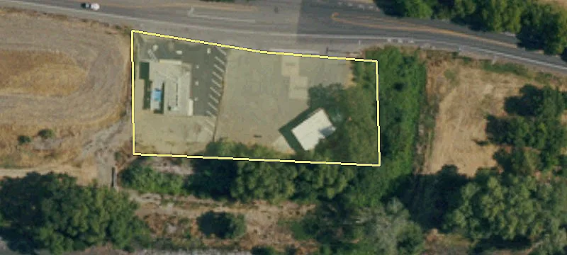 737 Sacramento Ave