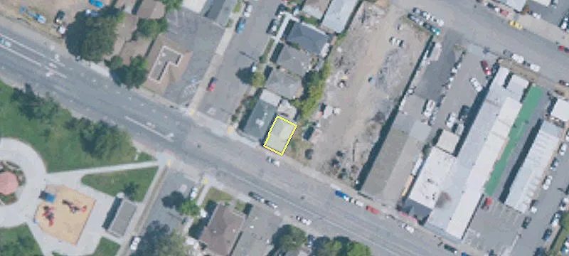 305 Petaluma S Blvd