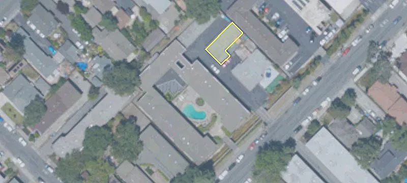 450 Redwood Ave