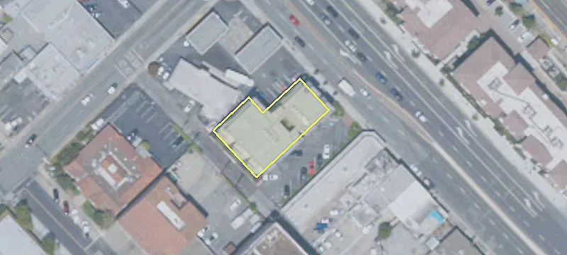520 El Camino Real