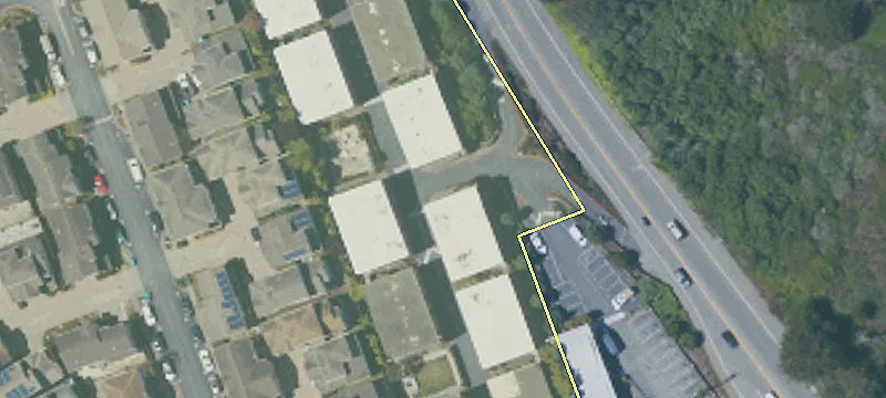 2400 Skyline Dr
