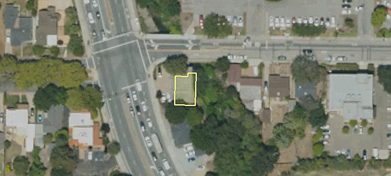 102 Santa Rosa St