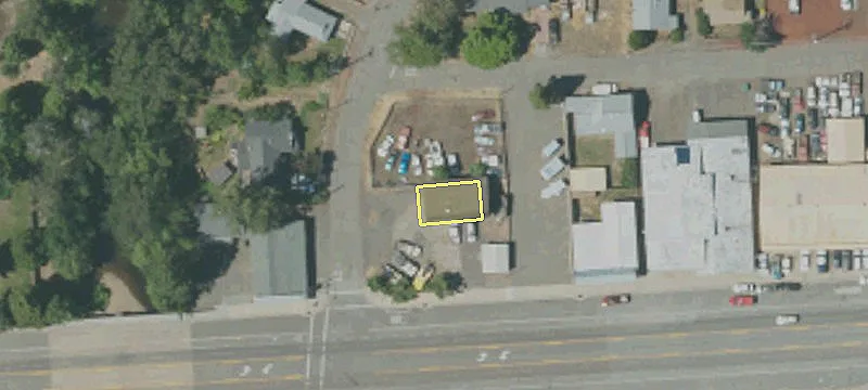 1166 Main St