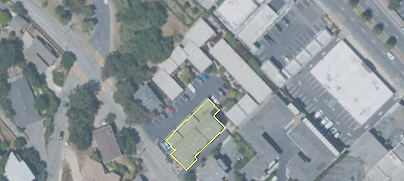 601 Middle Rd