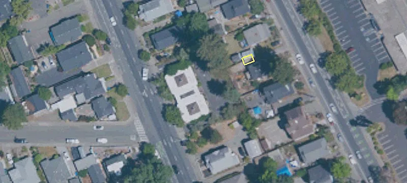 555 Main St