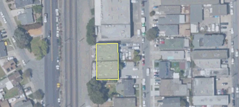 1051 Montgomery Ave