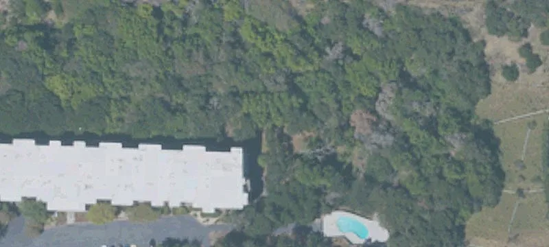 3135 Campus Dr
