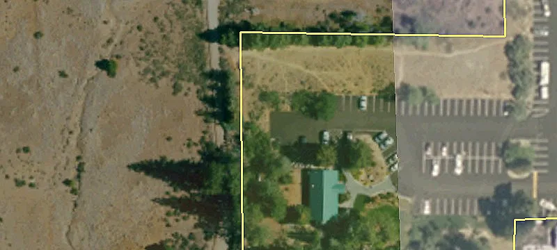 300 Sierra Ln