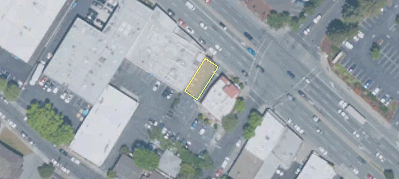 2460 El Camino Real