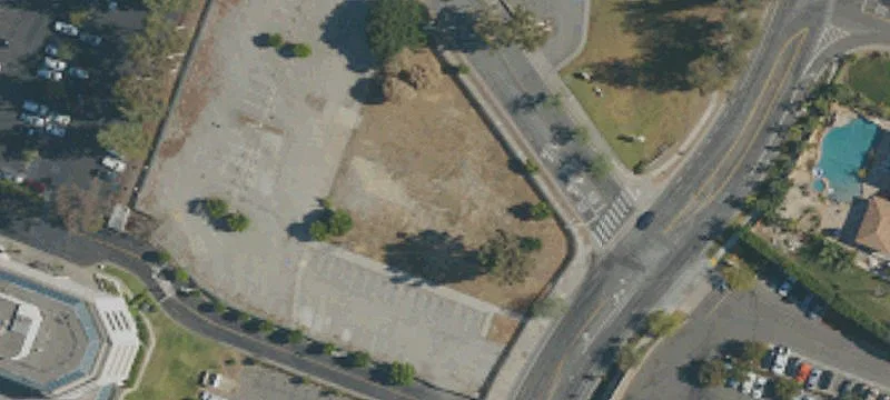 9829 La Serna Dr