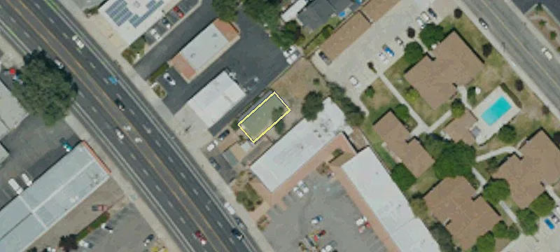 7405 El Camino Real