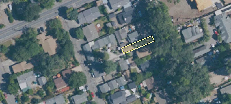 18020 Comstock Ave