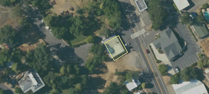 1056 Main St