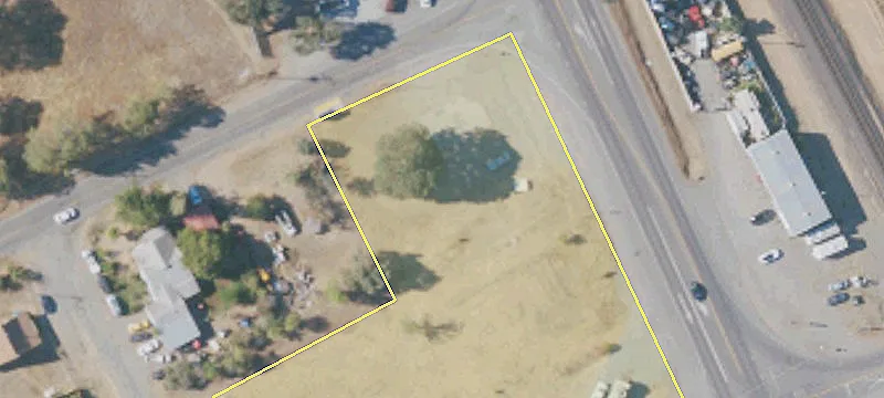 9957 State Hwy 99w