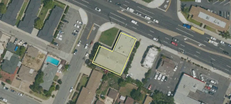 500 Imperial Hwy