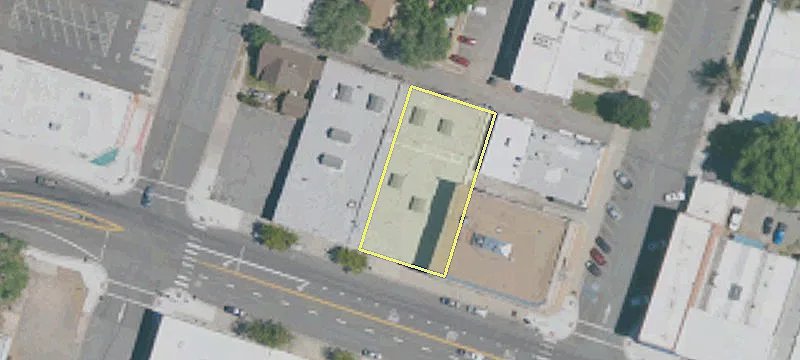 611 Main St