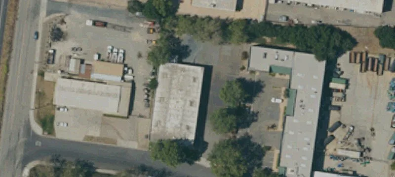 33 Commerce Dr