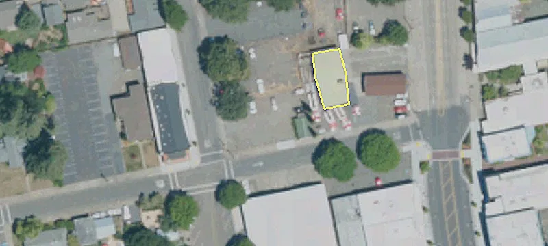 405 School St