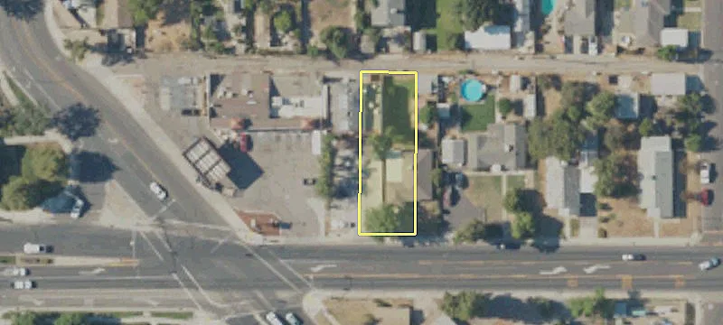 1081 Sierra St