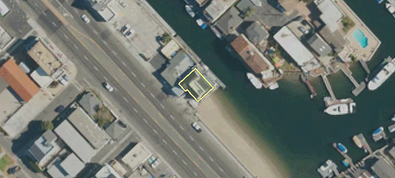 16862 Pacific Coast Hwy