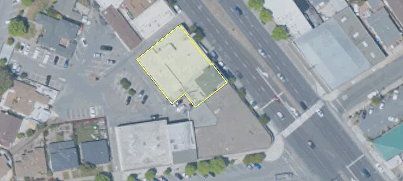 1621 El Camino Real