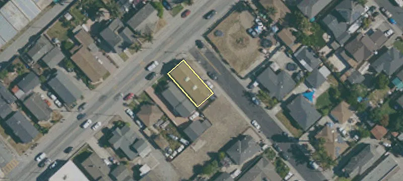 226 Riverside Dr