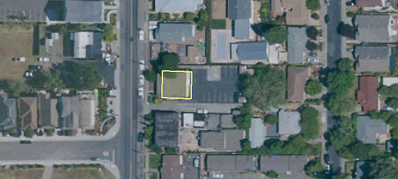 736 Healdsburg Ave