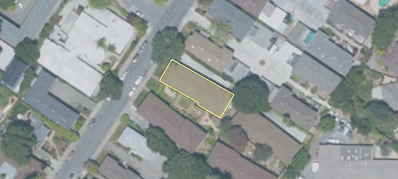 785 Roble Ave