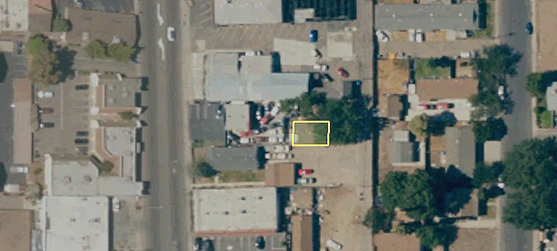 418 Main St