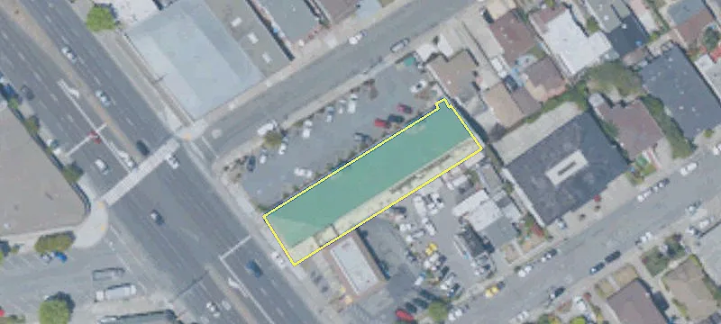 1590 El Camino Real