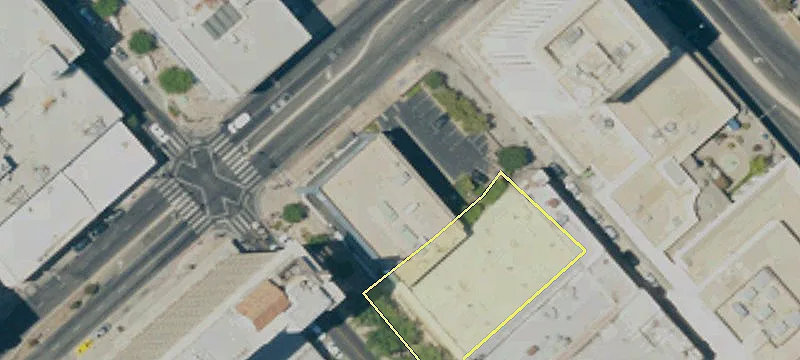 2000 Fresno St Ste, Unit 300