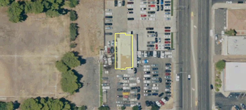 2627 Blackstone Ave, Unit 101