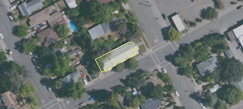 201 Commercial St