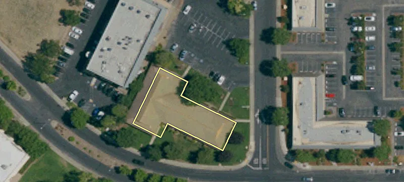 3002 Beacon Blvd