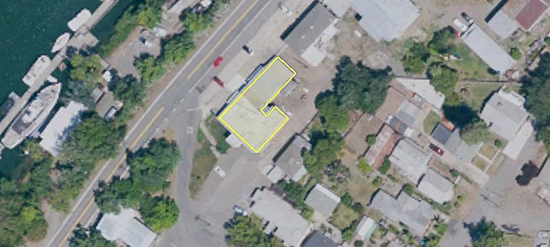 119 Riverside Ave