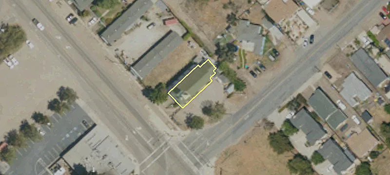 110 Thompson Ave