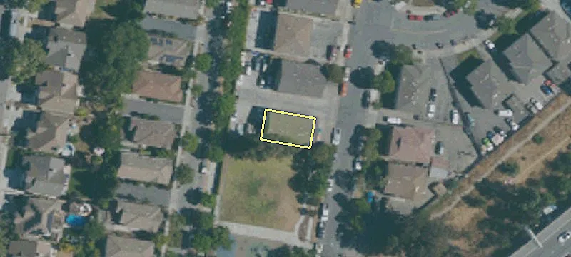 749 Forestdale Ave