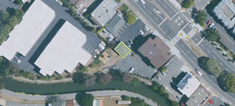 921 Sir Francis Drake Blvd